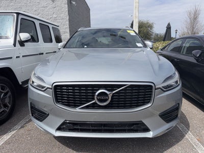 2018 Volvo XC60 Hybrid T8 R-Design