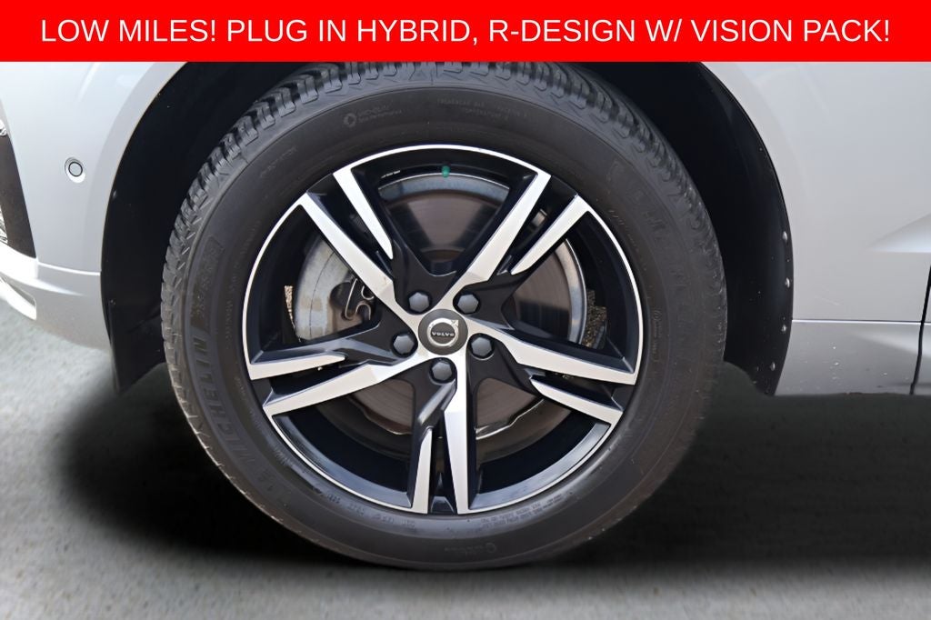 2018 Volvo XC60 Hybrid T8 R-Design