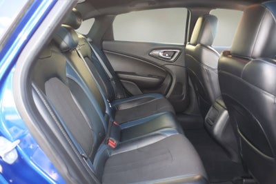 2016 Chrysler 200 S