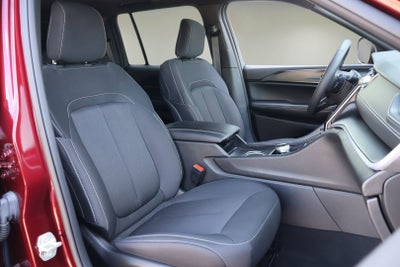 2024 Jeep Grand Cherokee Laredo X