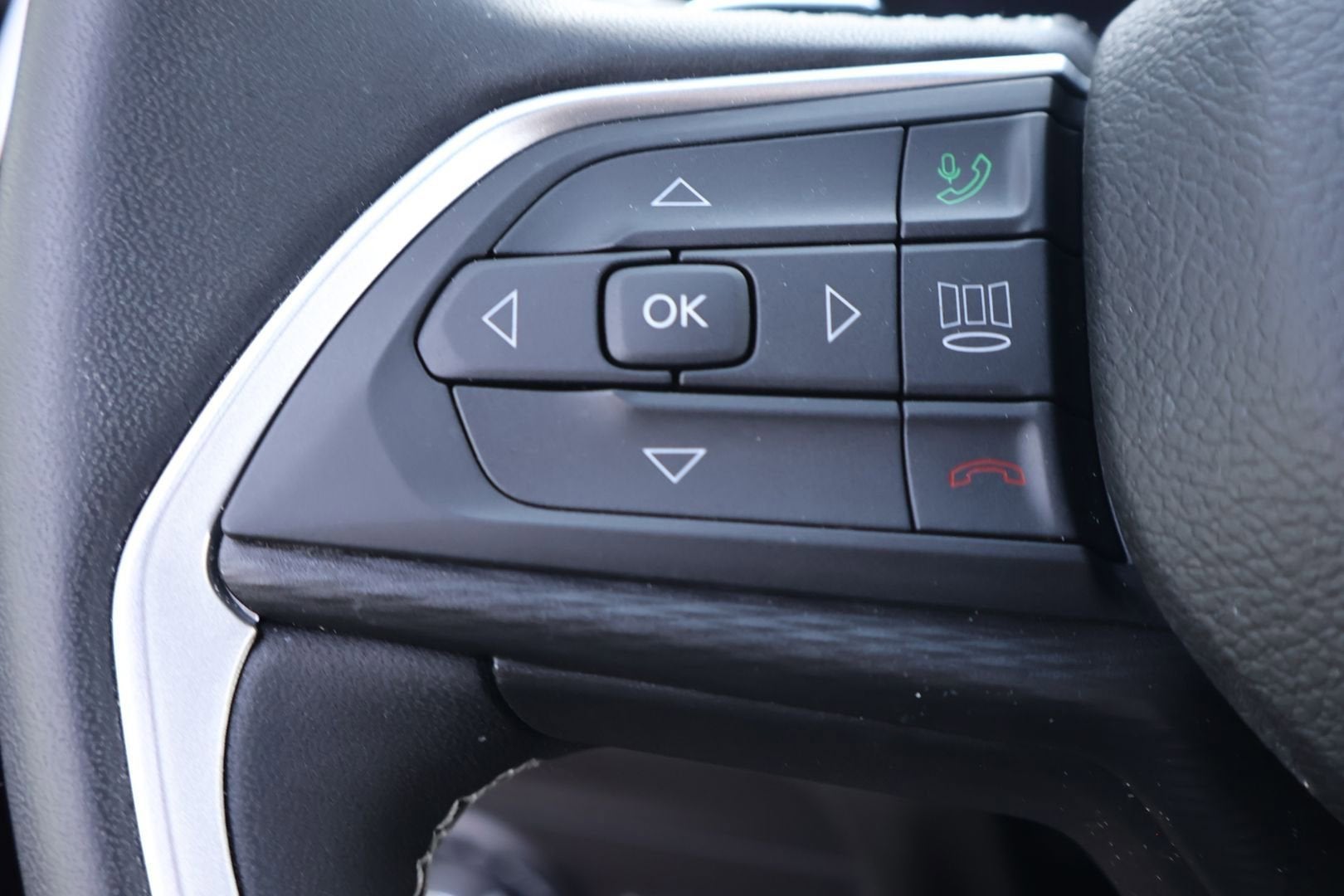 2024 Jeep Grand Cherokee Laredo X