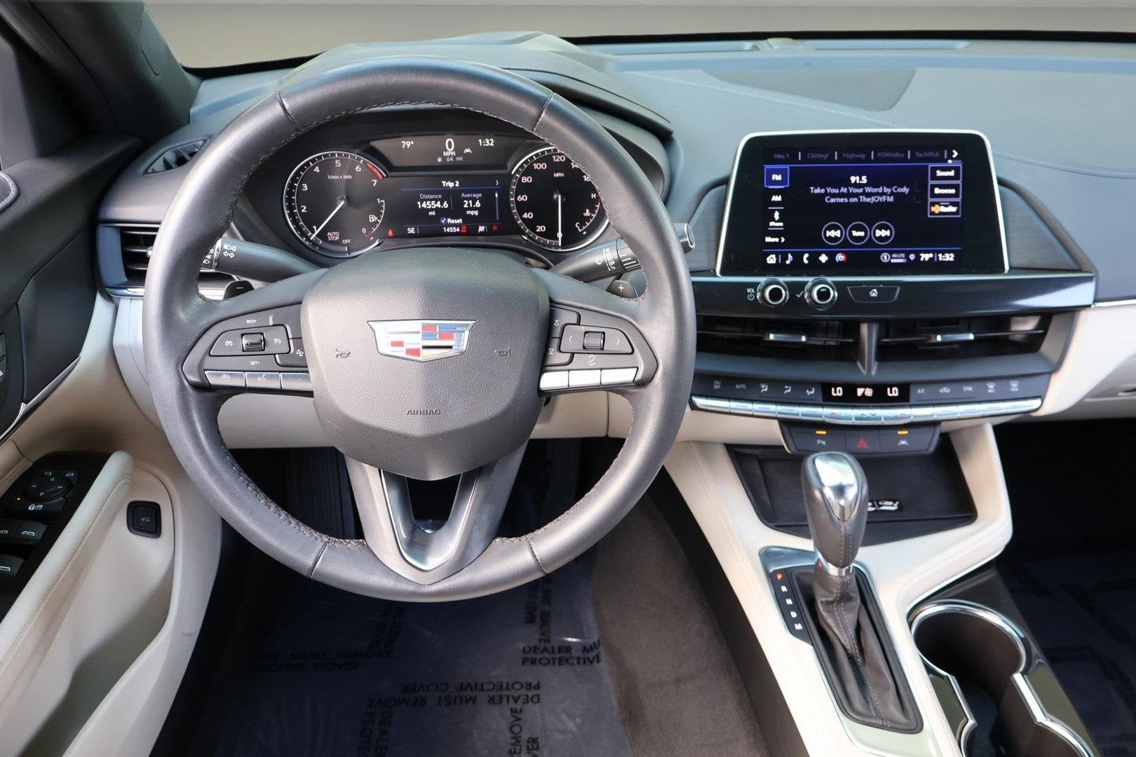 2023 Cadillac CT4 Luxury