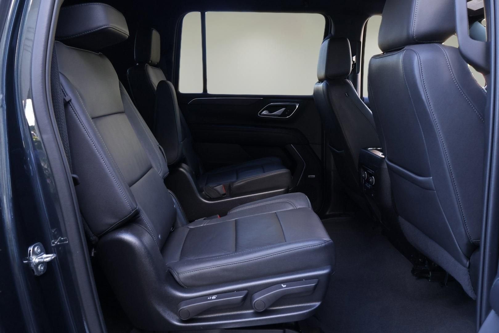 2022 Chevrolet Suburban LT