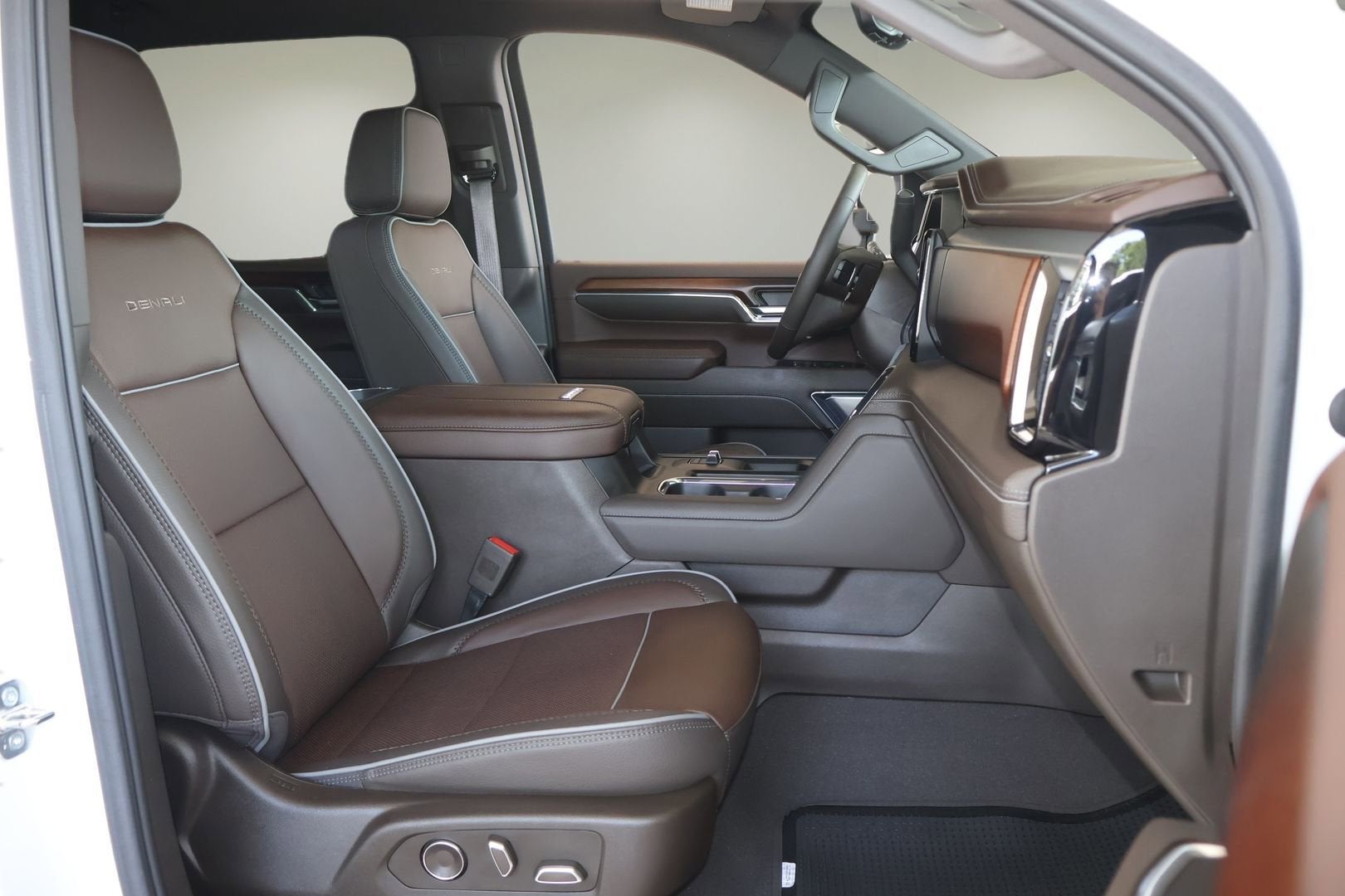 2024 GMC Sierra 3500 HD Denali