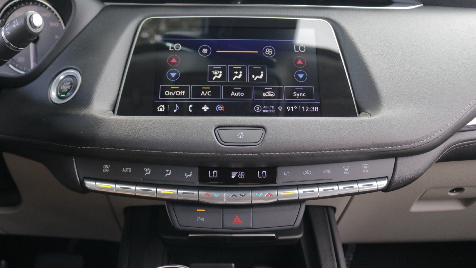 2023 Cadillac XT4 FWD Luxury