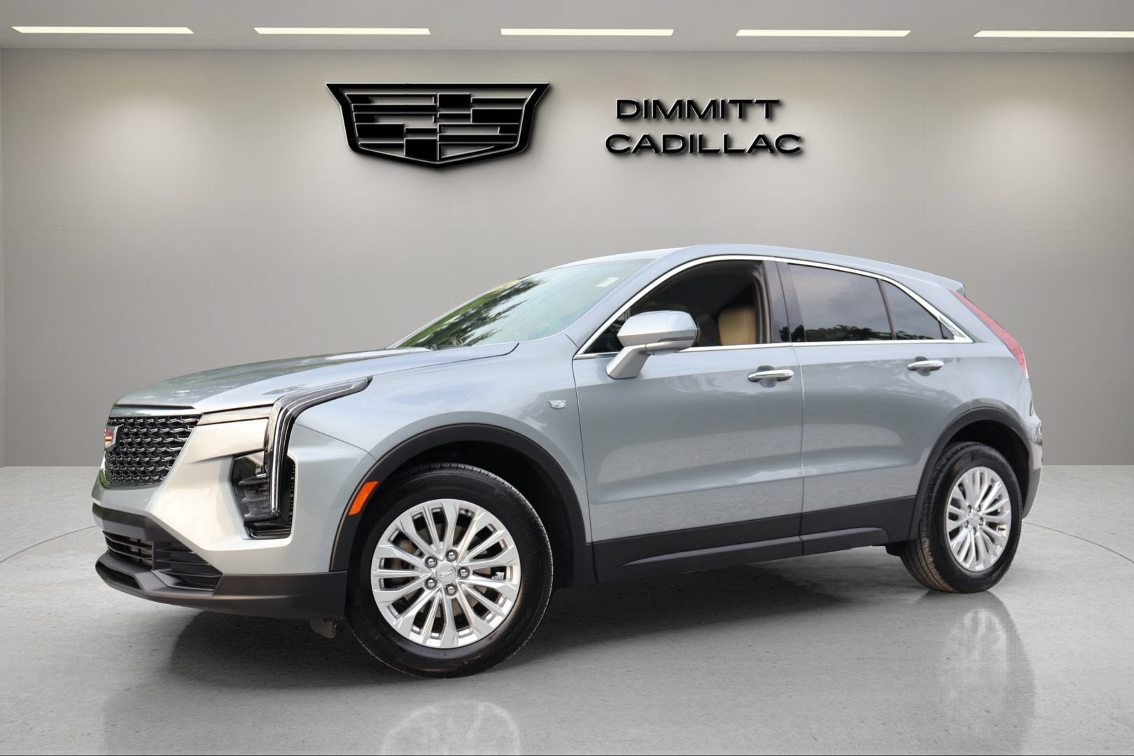 2024 Cadillac XT4 Luxury