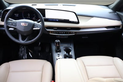 2024 Cadillac XT4 Luxury