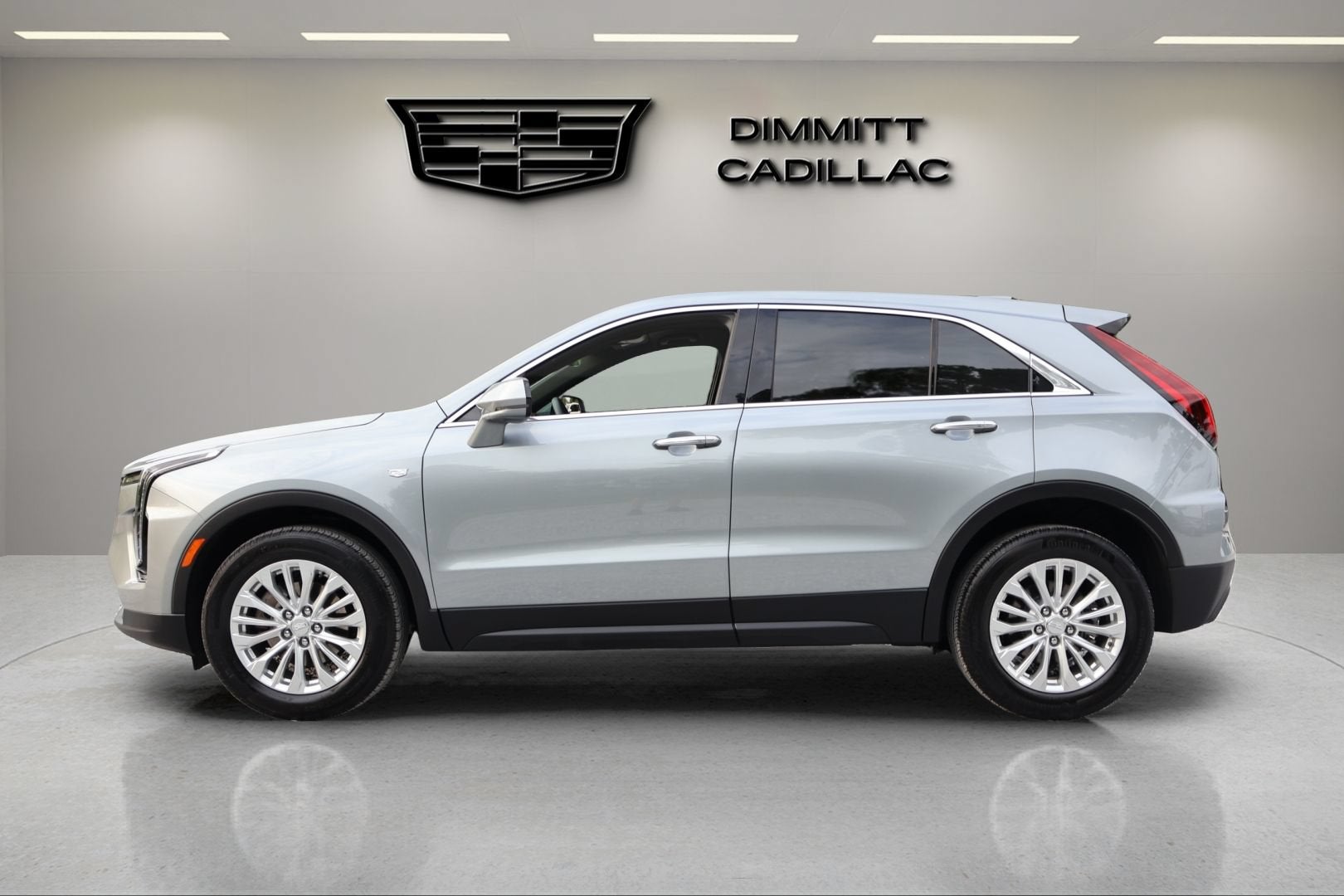 2024 Cadillac XT4 Luxury