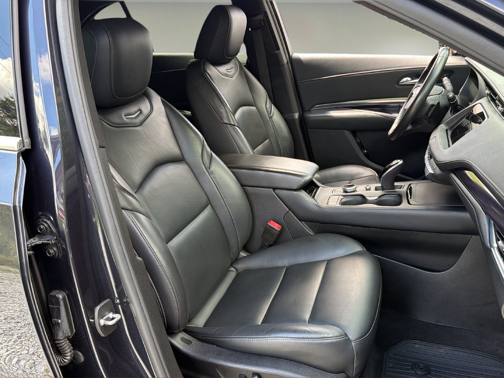 2023 Cadillac XT4 FWD Luxury