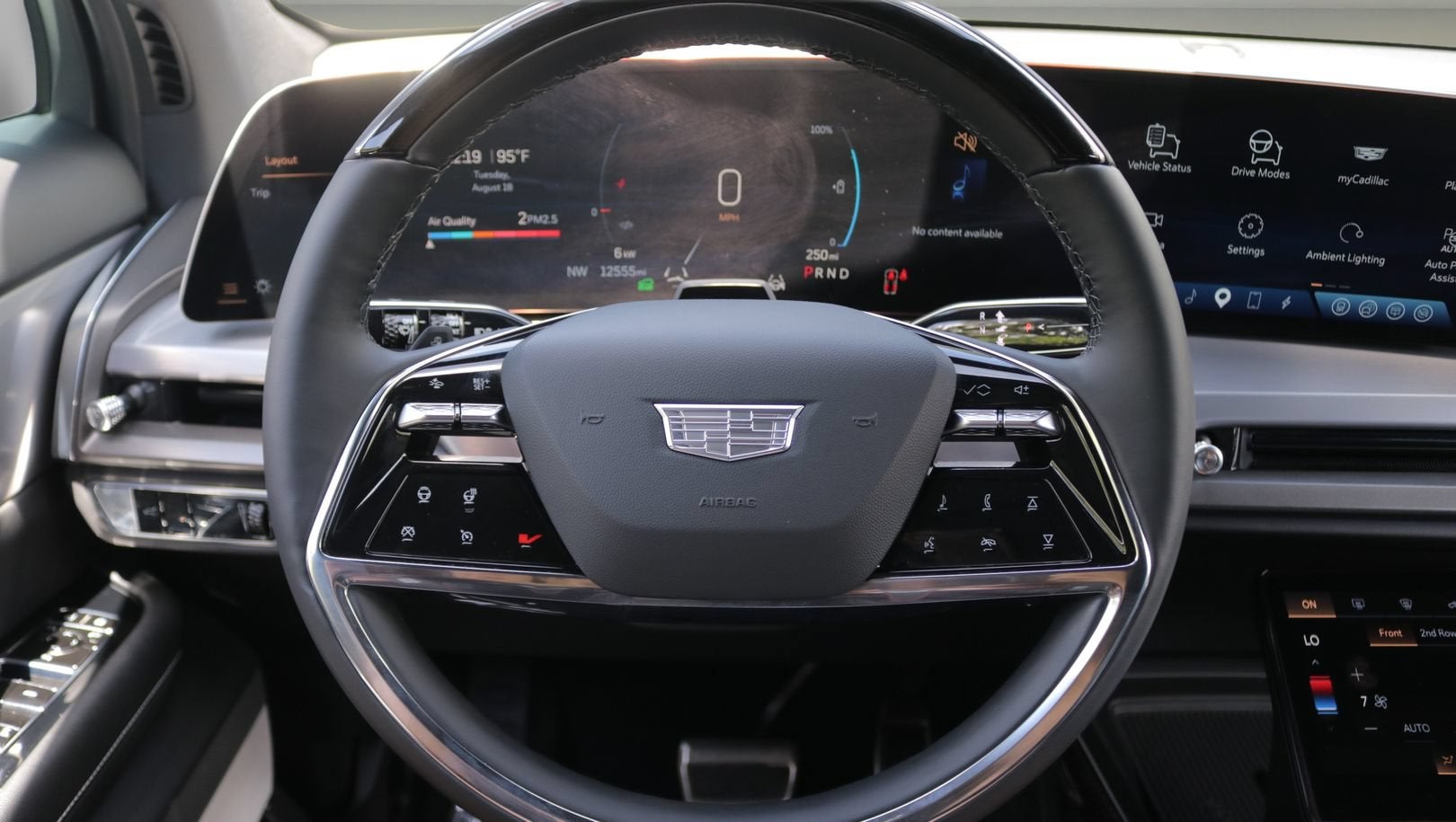 2026 Cadillac VISTIQ Sport