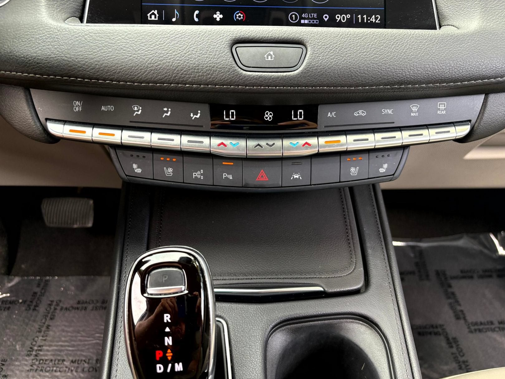 2023 Cadillac XT4 FWD Premium Luxury