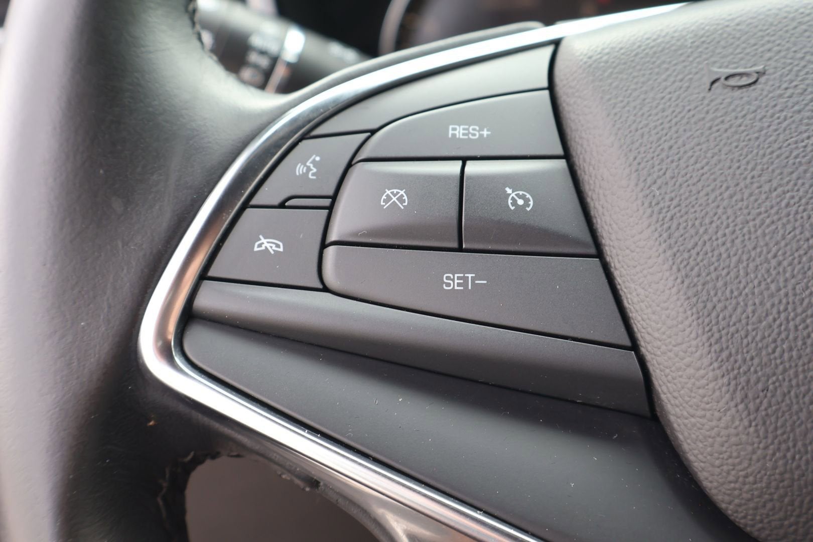 2020 Cadillac XT5 Luxury FWD