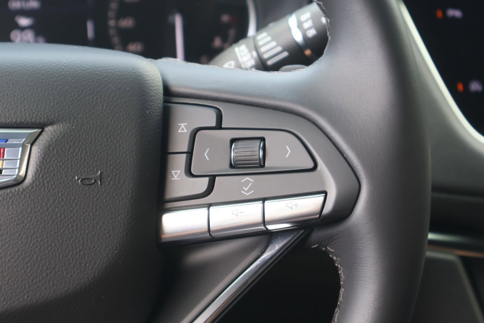 2023 Cadillac XT6 Luxury