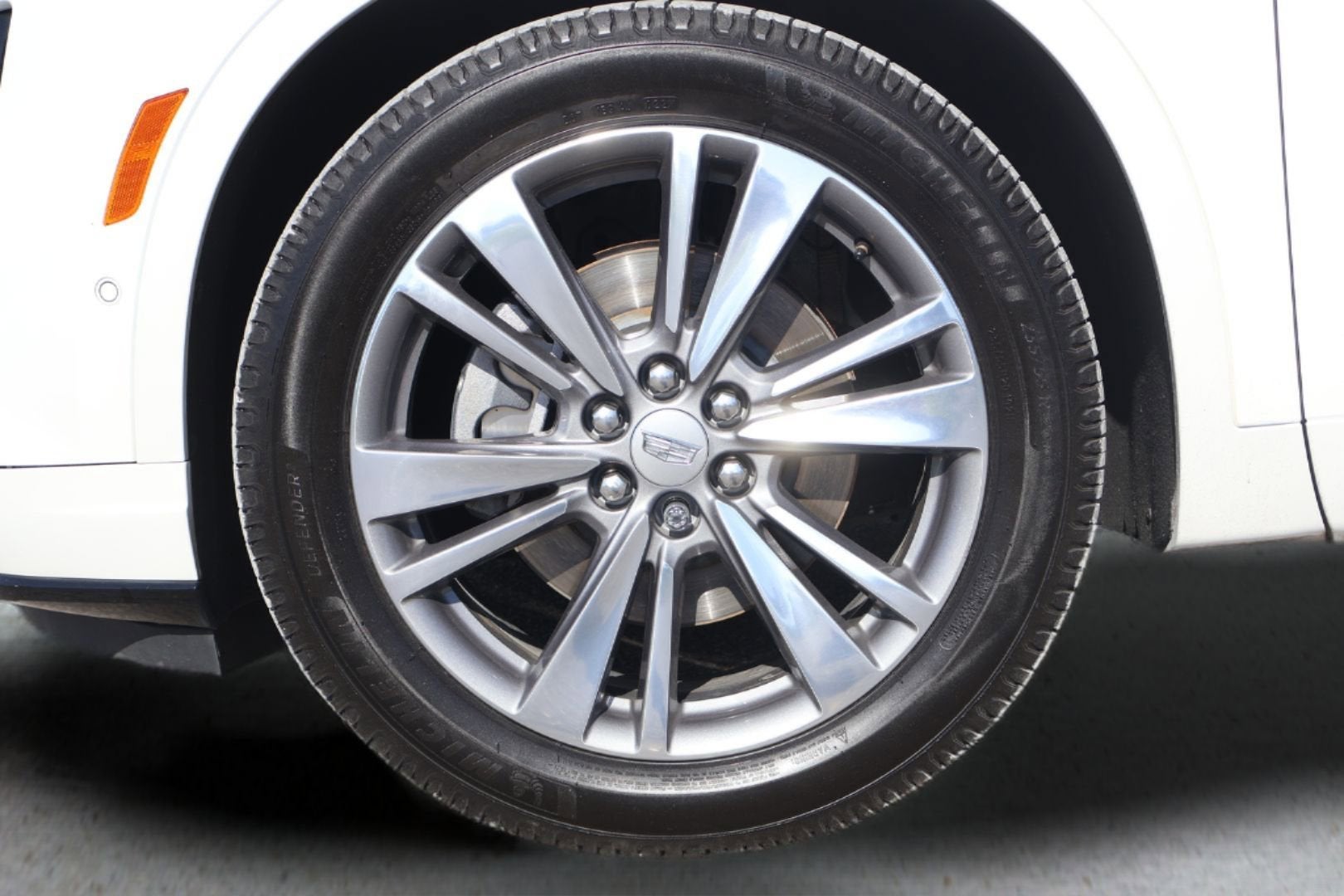 2020 Cadillac XT6 Premium Luxury