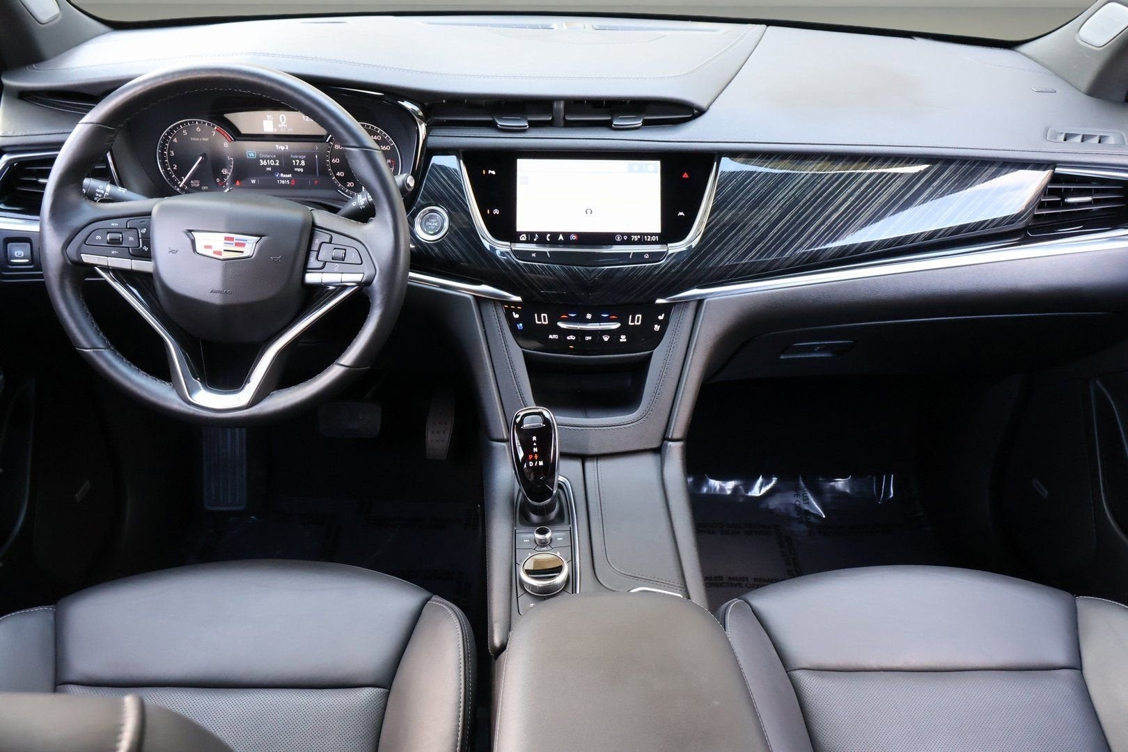 2025 Cadillac XT6 Premium Luxury