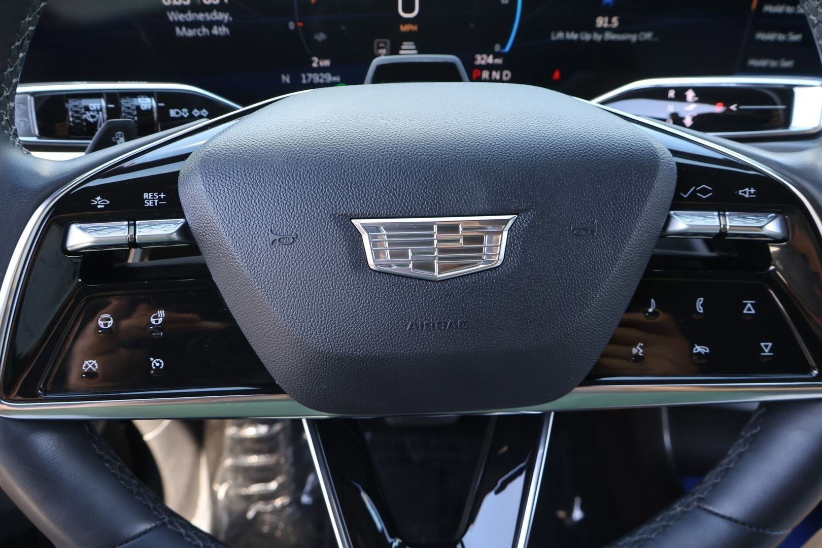 2023 Cadillac LYRIQ Luxury