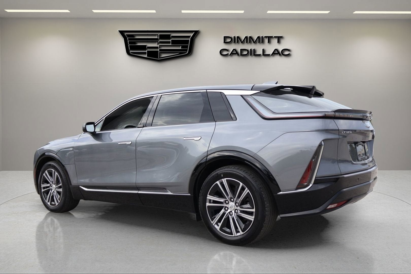 2023 Cadillac LYRIQ Luxury