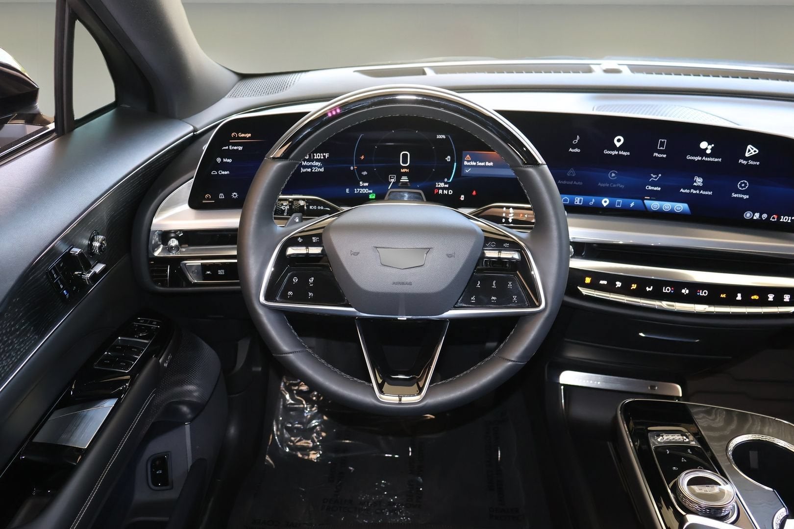 2023 Cadillac LYRIQ Luxury