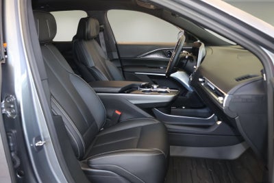 2023 Cadillac LYRIQ Luxury