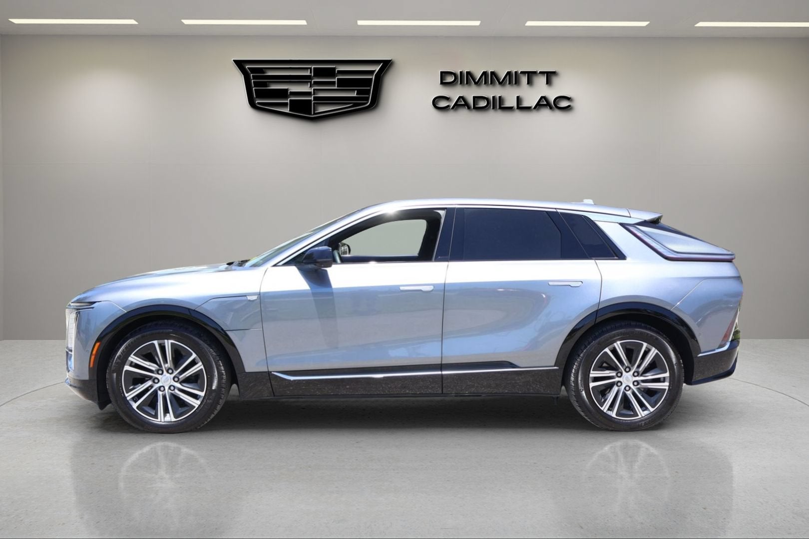 2023 Cadillac LYRIQ Luxury