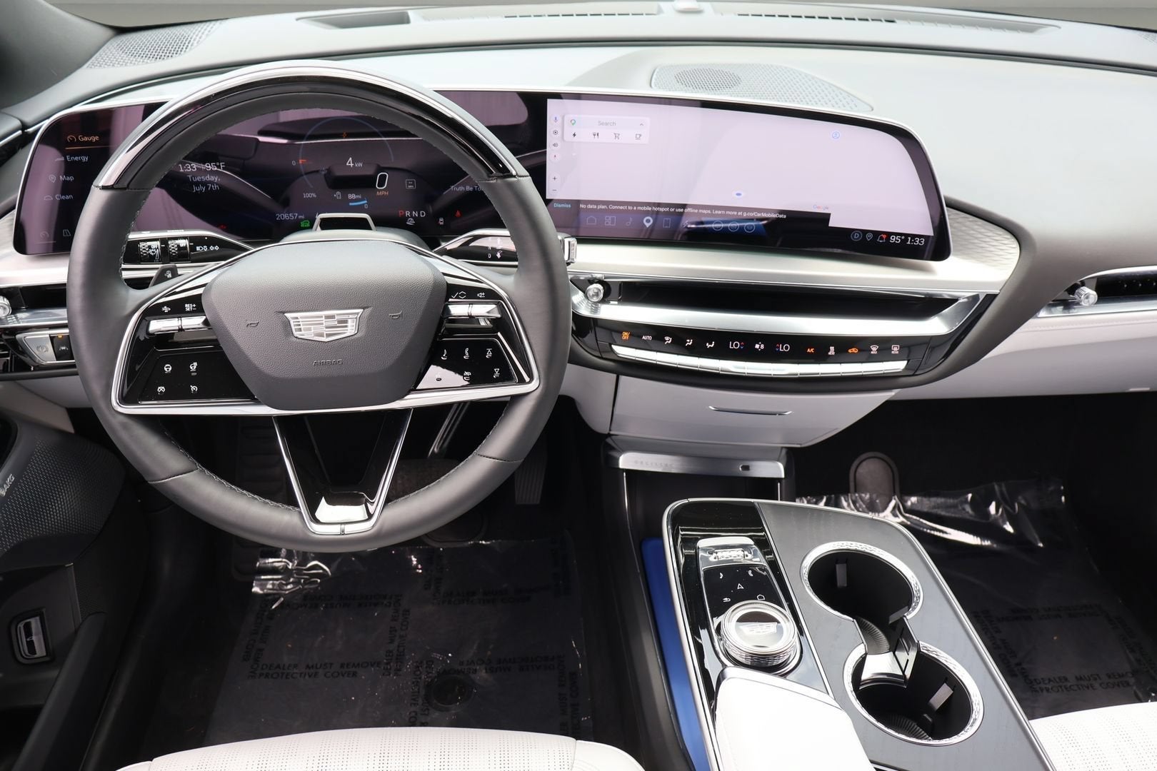 2023 Cadillac LYRIQ Luxury