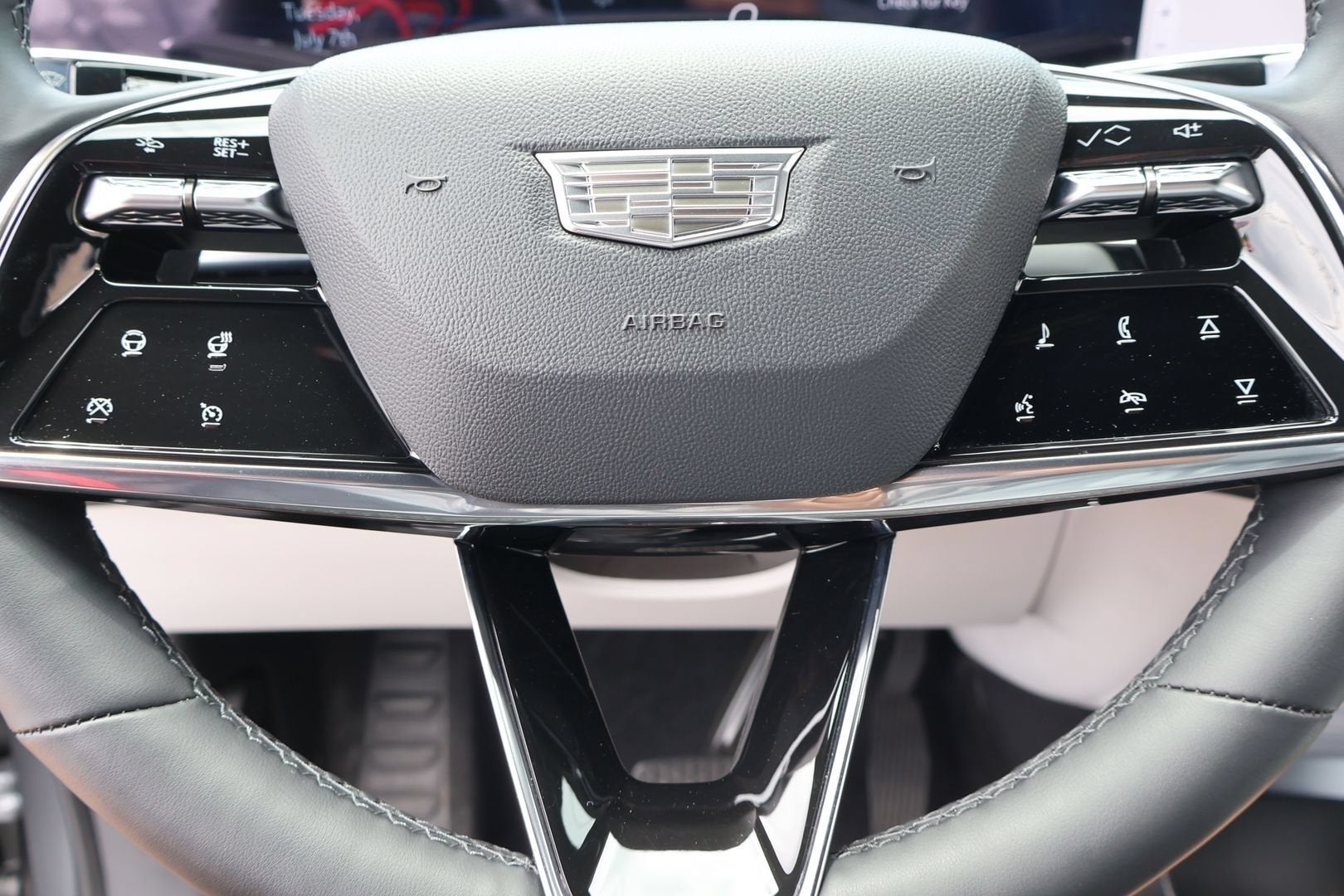 2023 Cadillac LYRIQ Luxury