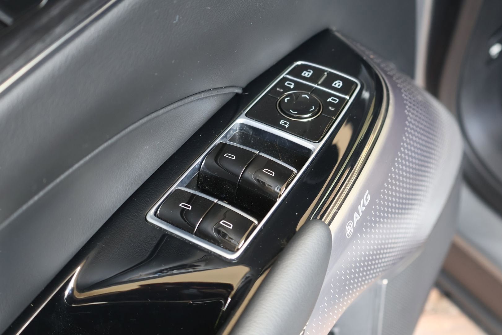 2023 Cadillac LYRIQ Luxury