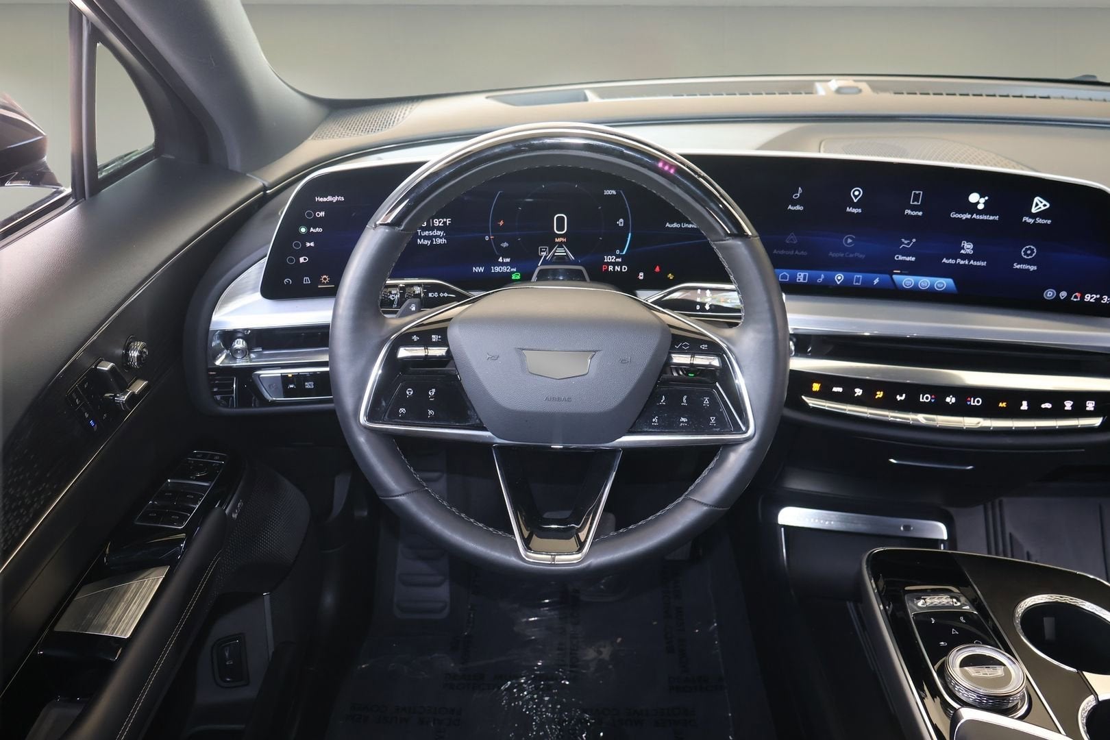 2023 Cadillac LYRIQ Luxury