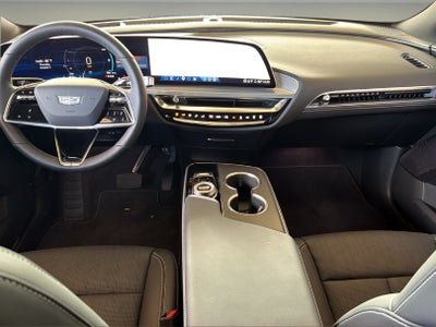 2025 Cadillac LYRIQ Luxury 1