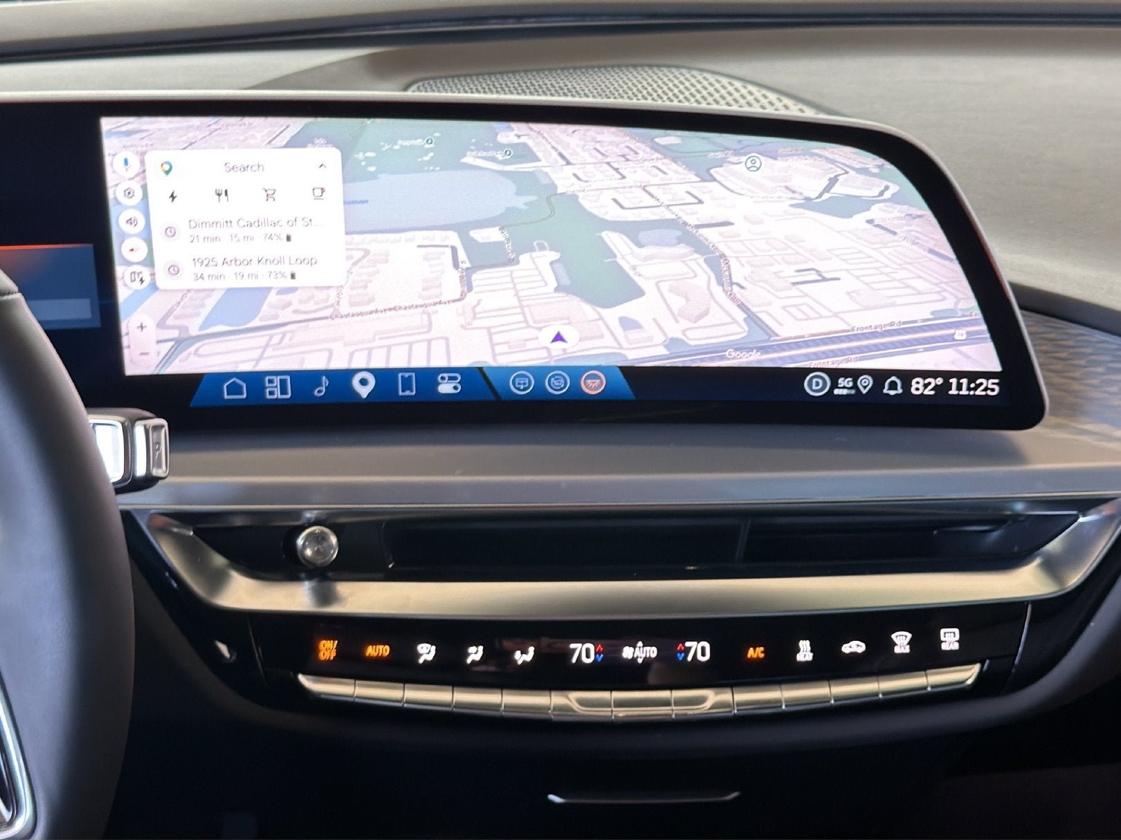 2025 Cadillac LYRIQ Luxury 1