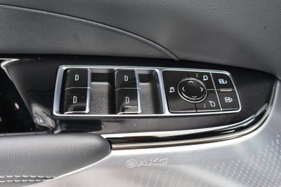 2024 Cadillac LYRIQ Luxury 3