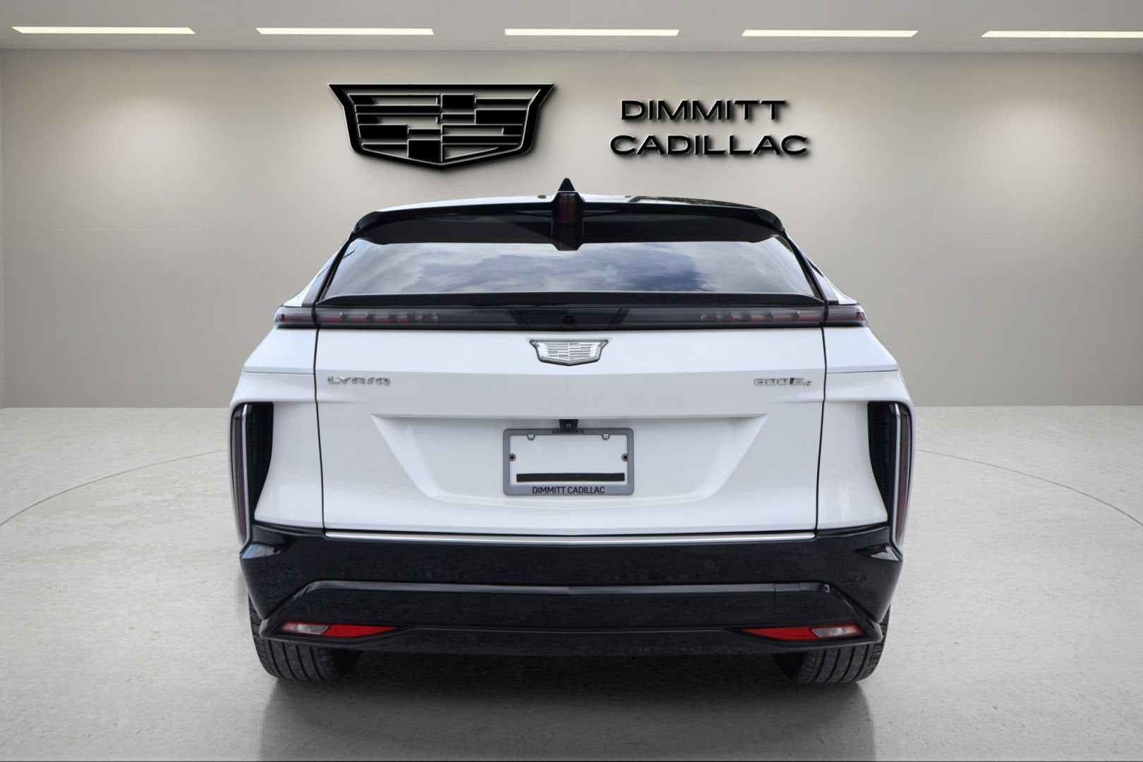 2024 Cadillac LYRIQ Luxury 3