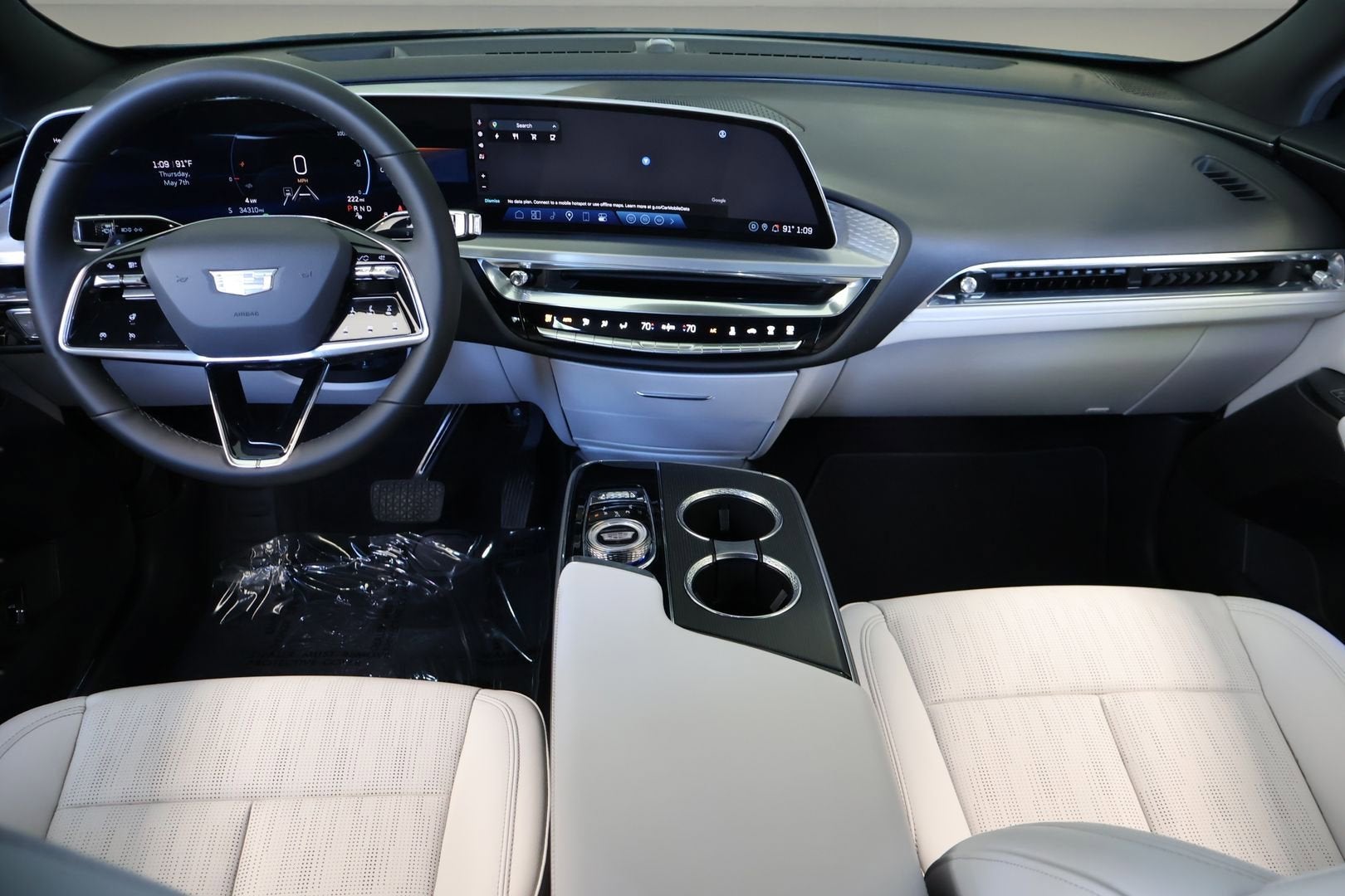 2024 Cadillac LYRIQ Sport 1