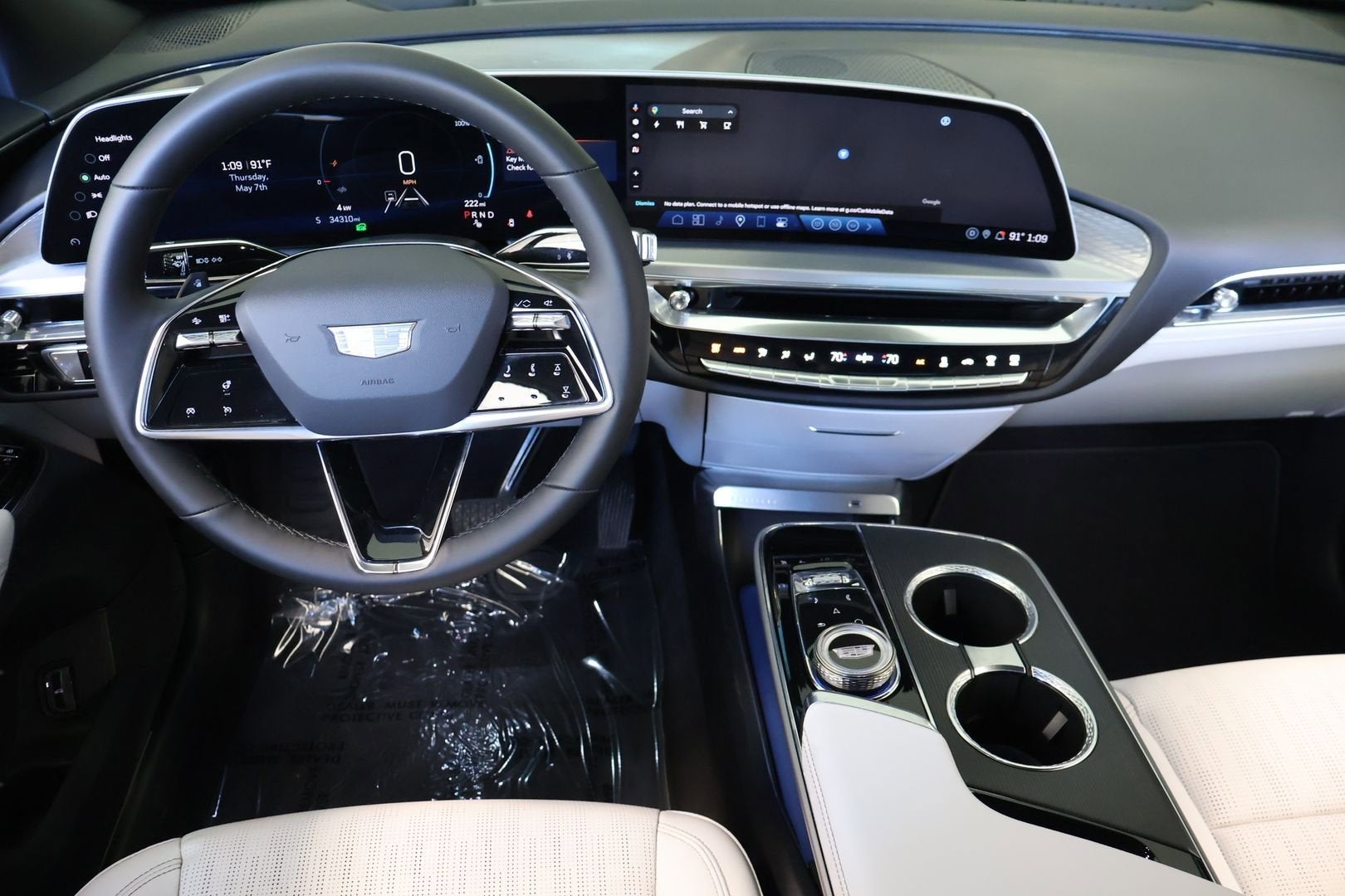 2024 Cadillac LYRIQ Sport 1