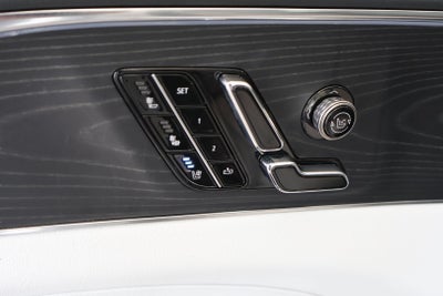 2024 Cadillac LYRIQ Sport 2