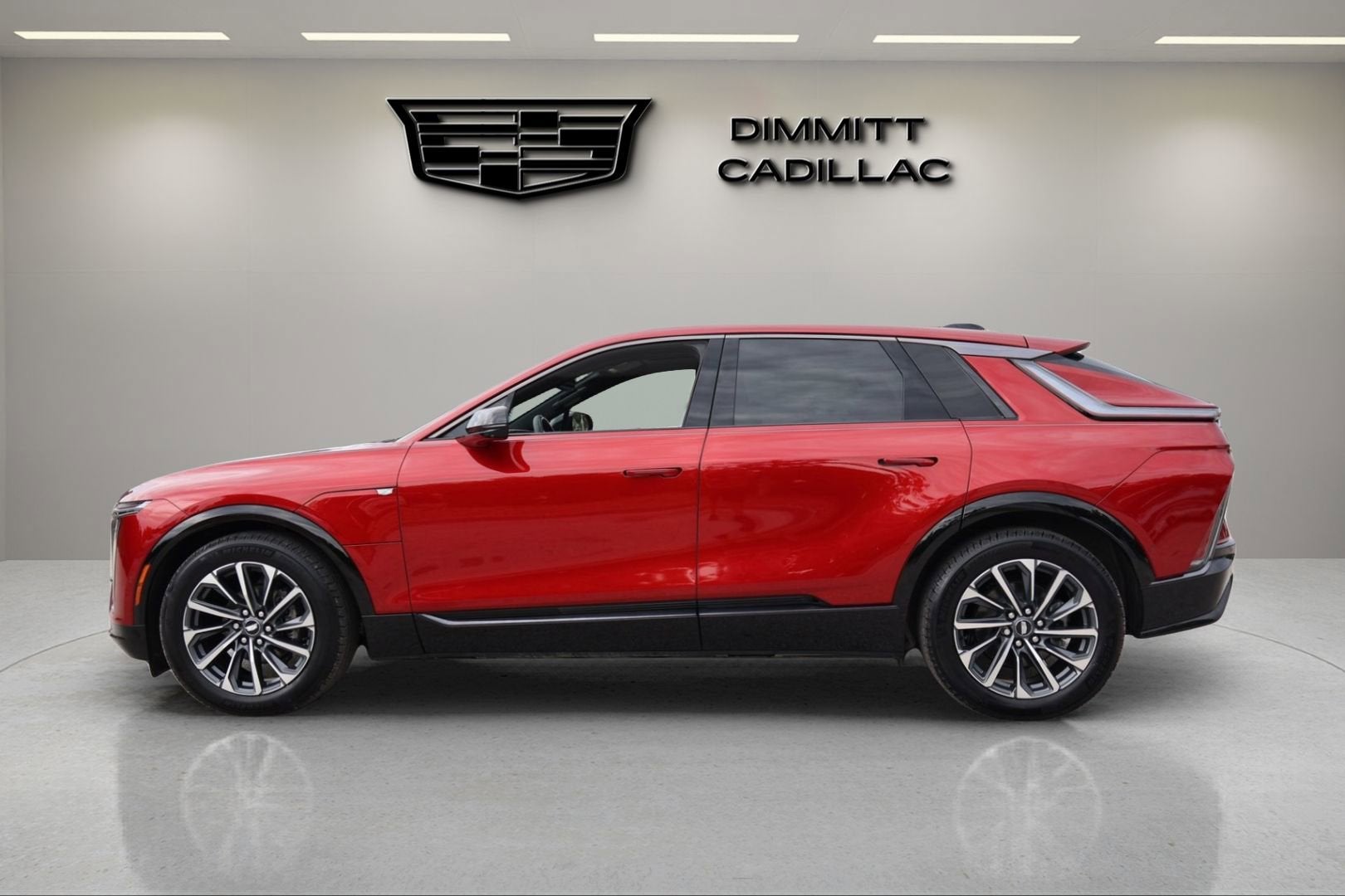 2024 Cadillac LYRIQ Sport 3