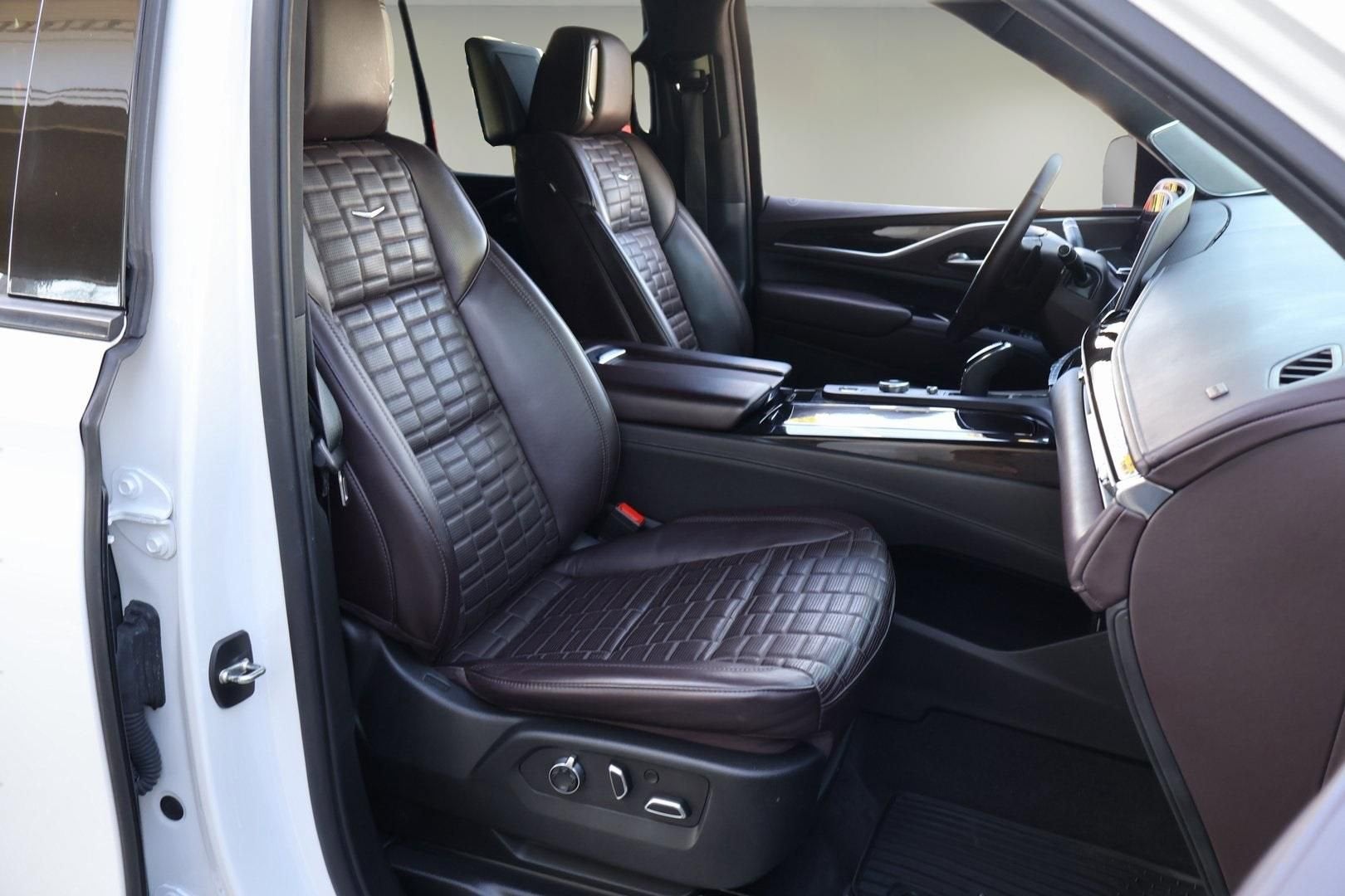 2023 Cadillac Escalade Sport Platinum