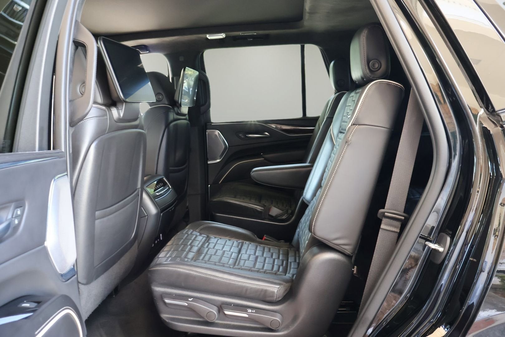 2022 Cadillac Escalade Sport Platinum