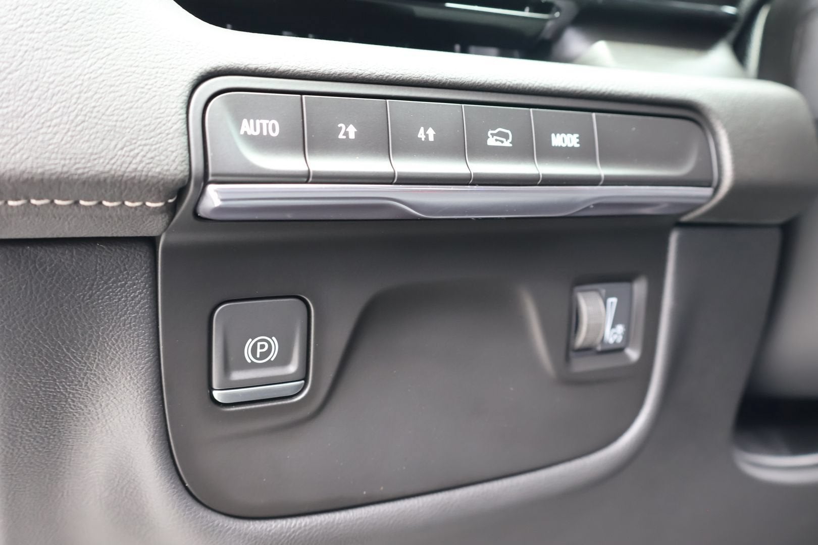 2024 Cadillac Escalade ESV Premium Luxury