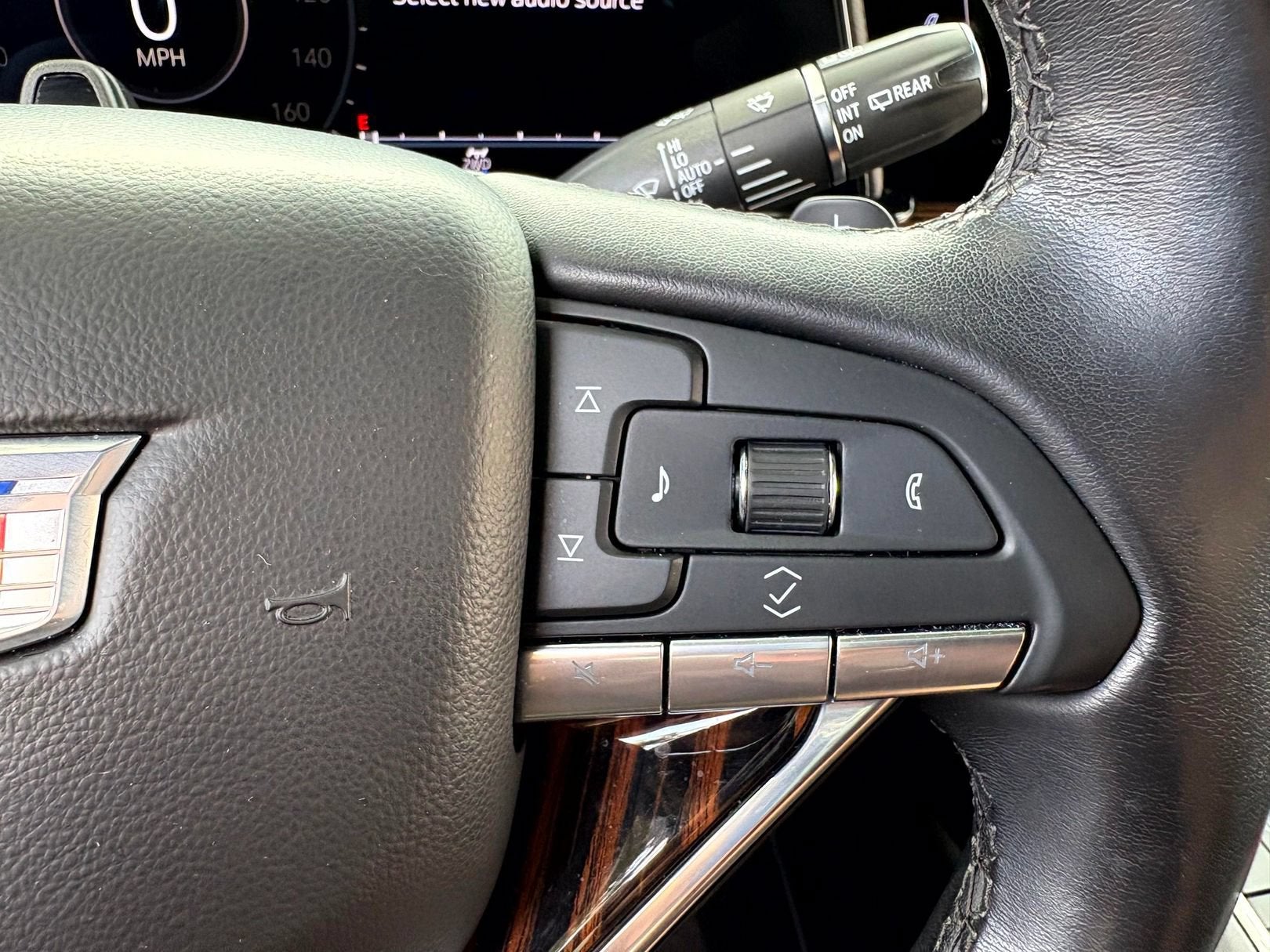 2023 Cadillac Escalade ESV 4WD Premium Luxury