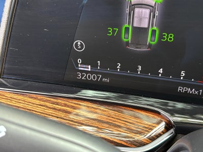 2023 Cadillac Escalade ESV 4WD Premium Luxury