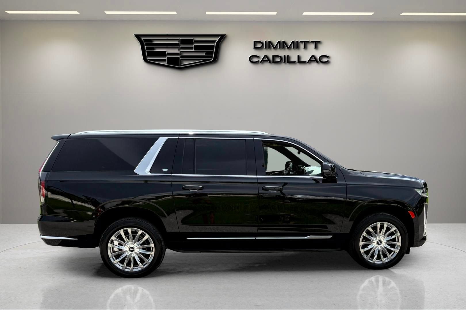 2023 Cadillac Escalade ESV 4WD Premium Luxury