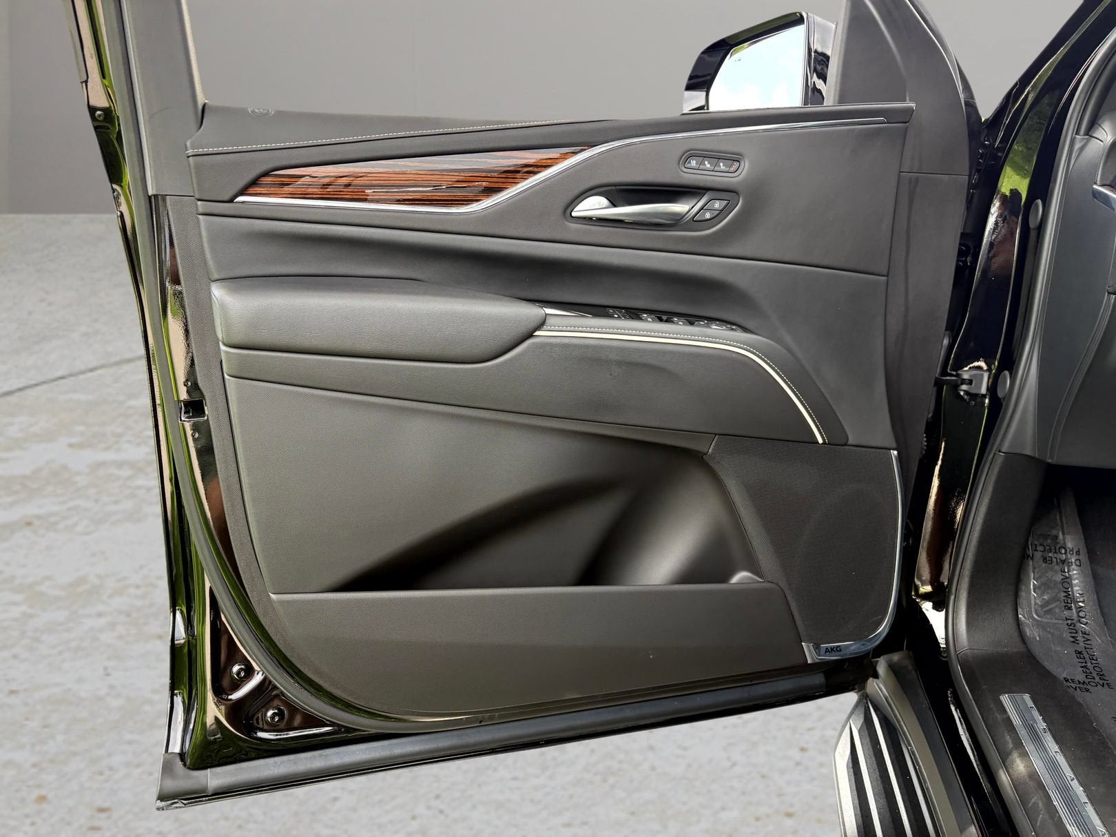 2023 Cadillac Escalade ESV 4WD Premium Luxury