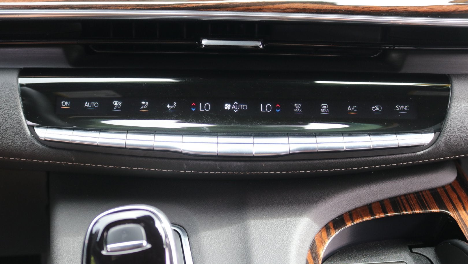 2023 Cadillac Escalade ESV 4WD Premium Luxury