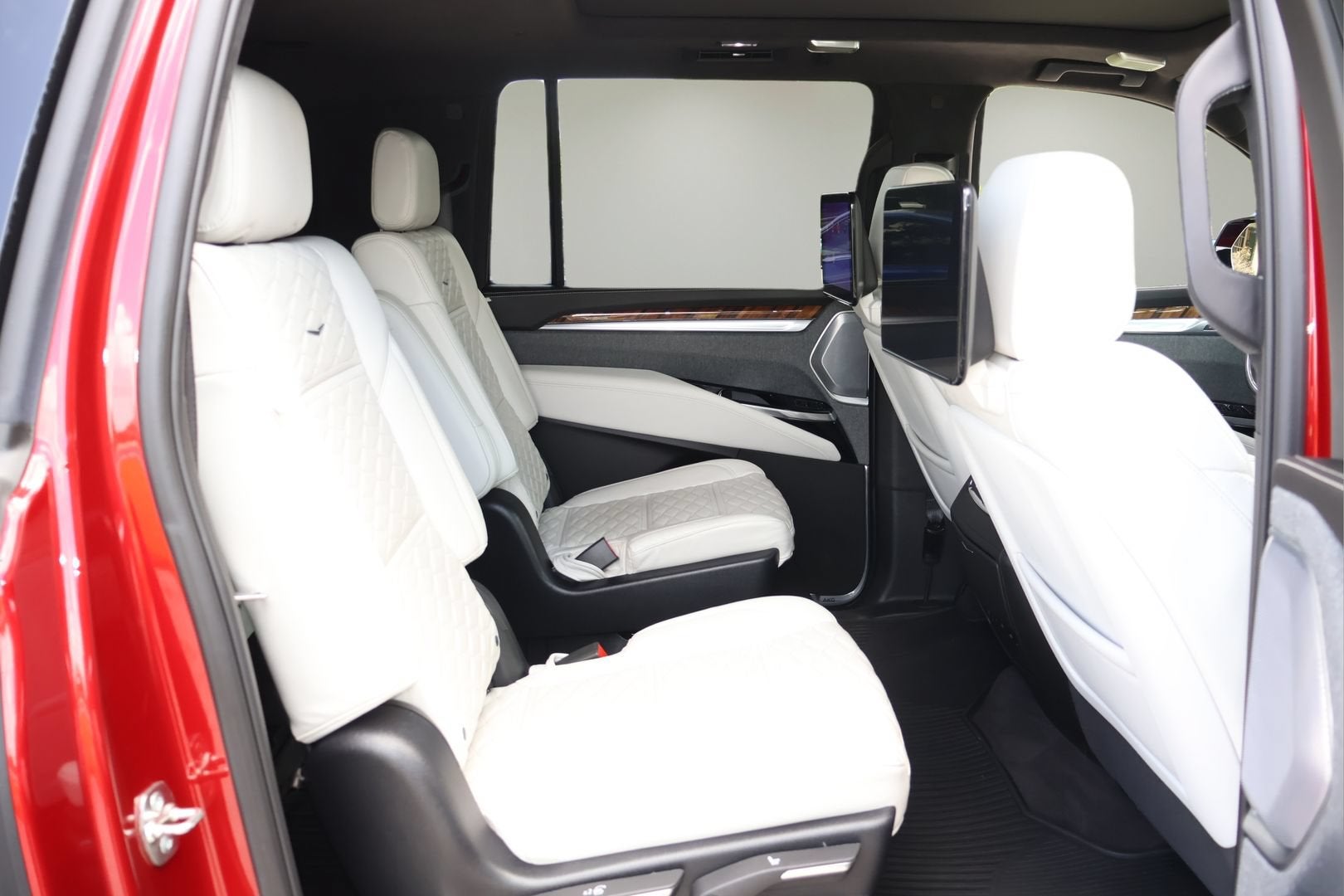 2025 Cadillac Escalade ESV Sport Platinum