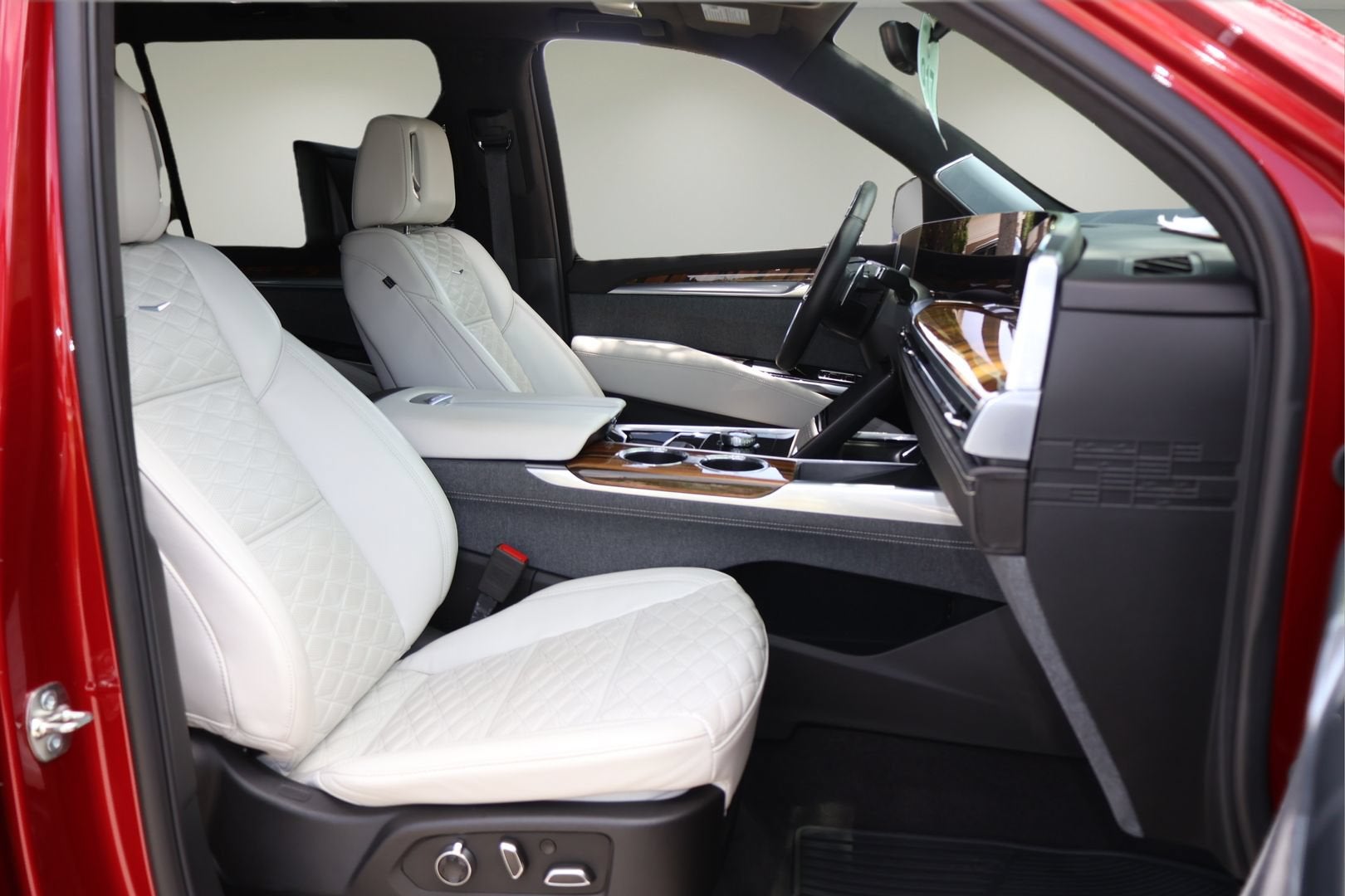 2025 Cadillac Escalade ESV Sport Platinum