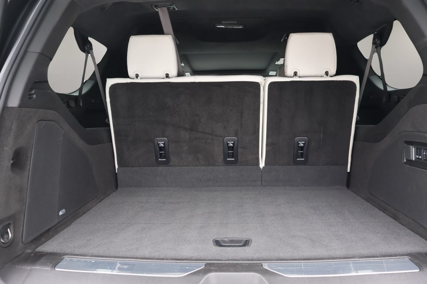 2025 Cadillac Escalade ESV Escalade-V ESV