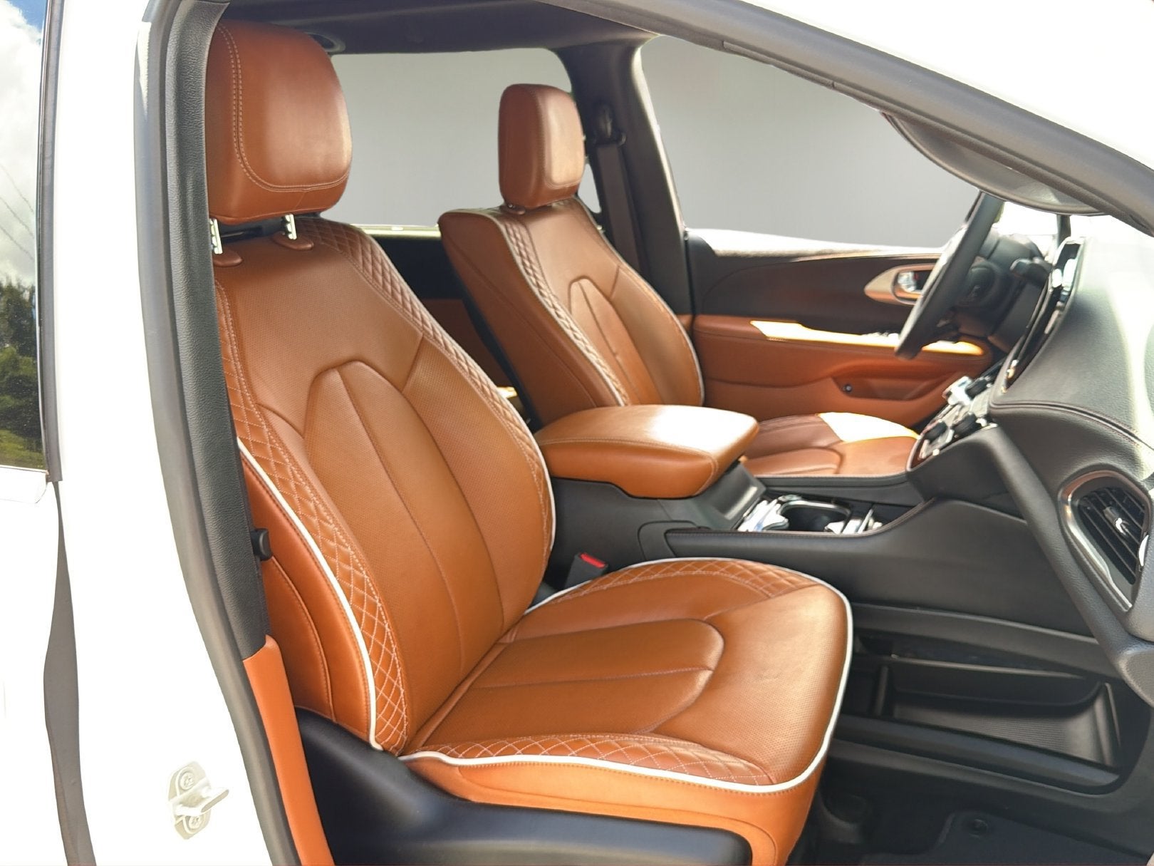 2024 Chrysler Pacifica Hybrid Pinnacle