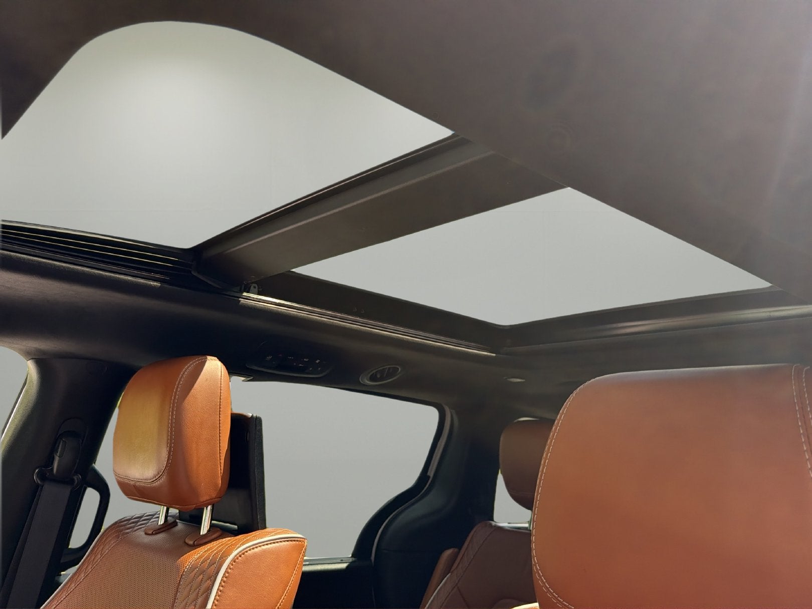 2024 Chrysler Pacifica Hybrid Pinnacle