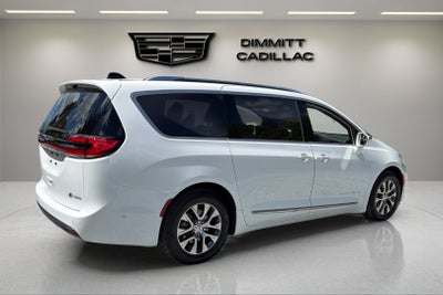 2024 Chrysler Pacifica Hybrid Pinnacle
